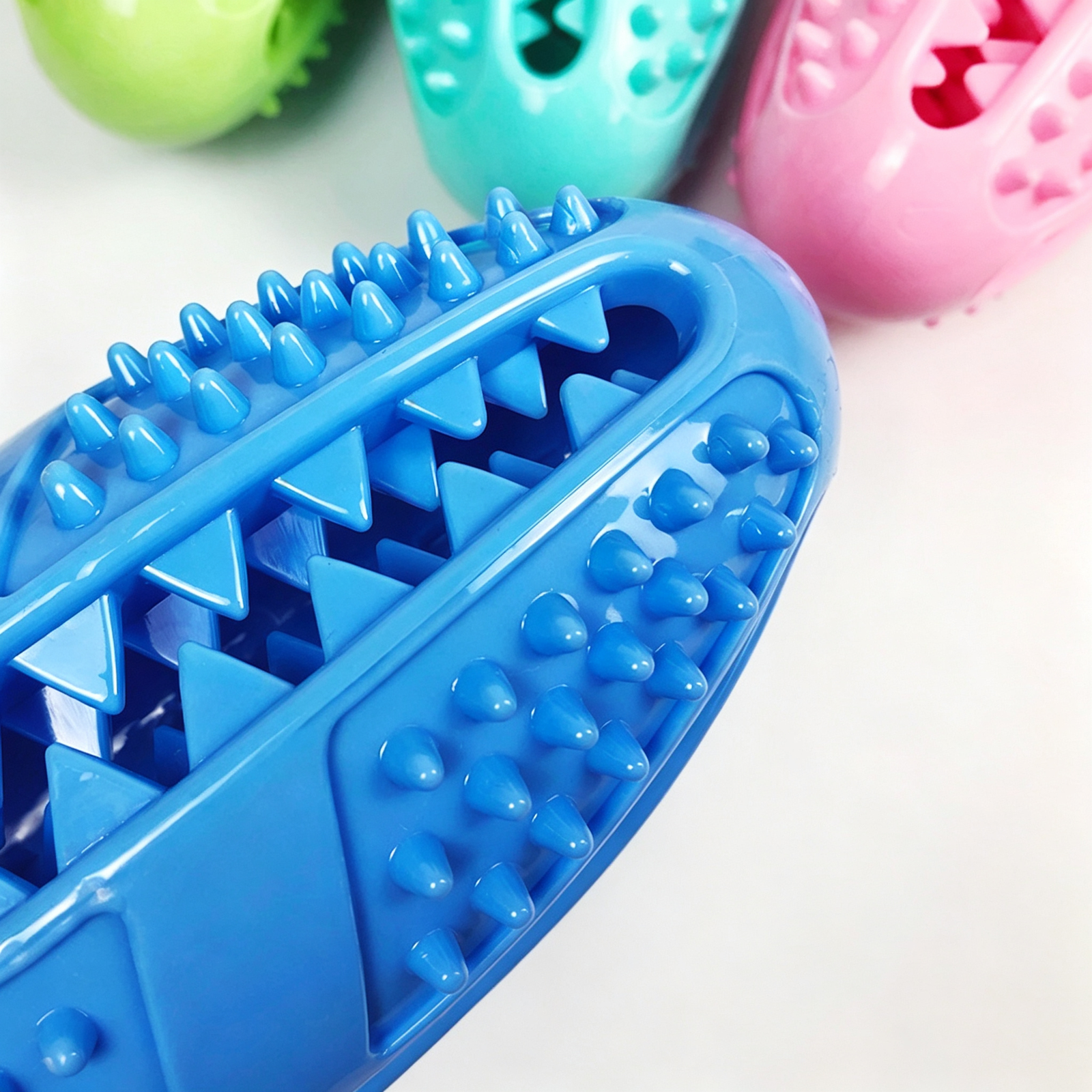 Dog Treat Dispensing Chew Ball, Durable Teeth Cleaning Interactive Dog Toy - 图片 3